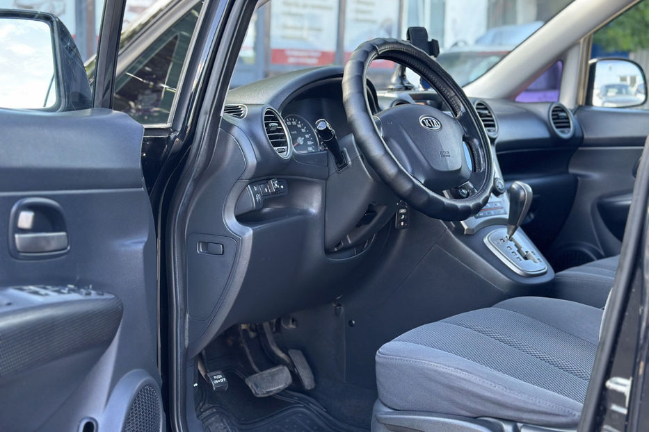 Продам Kia Carens 2008 года в Киеве