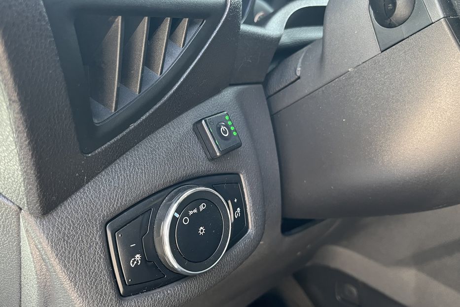 Продам Ford Transit Connect груз. GBO Automat 2016 года в Николаеве