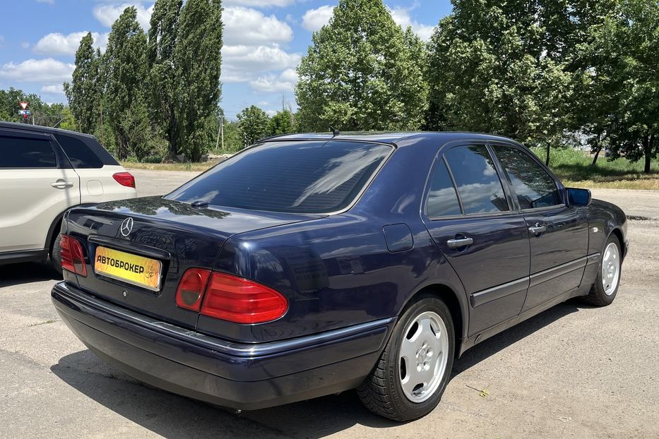 Продам Mercedes-Benz E-Class 320 1997 года в Николаеве