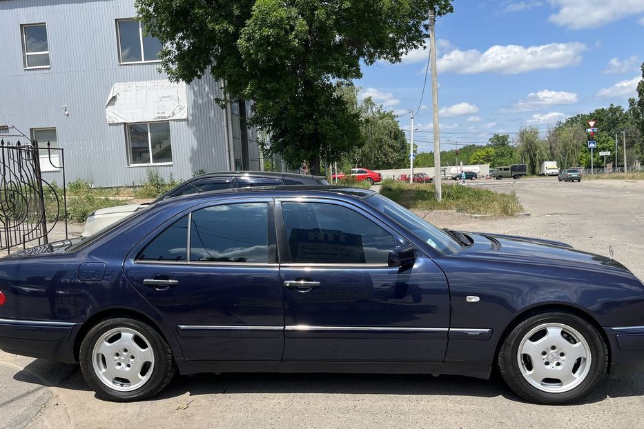 Продам Mercedes-Benz E-Class 320 1997 года в Николаеве