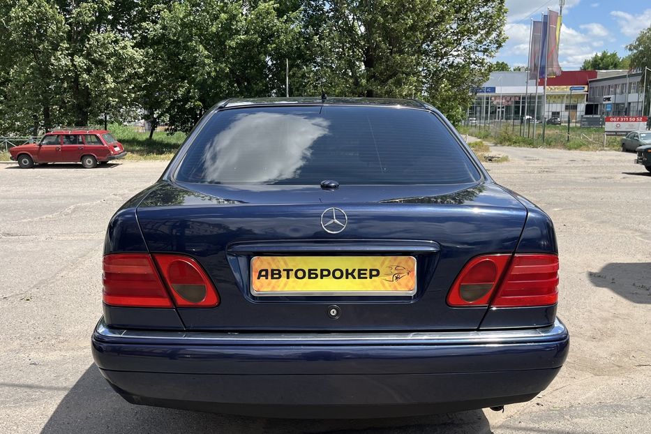 Продам Mercedes-Benz E-Class 320 1997 года в Николаеве