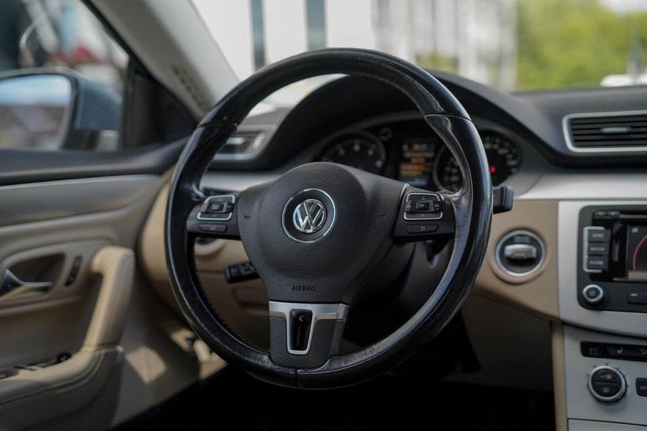 Продам Volkswagen Passat CC Sport 2013 года в Черновцах