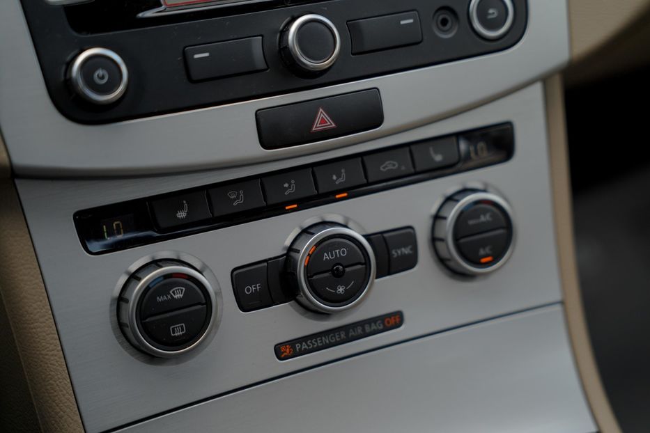 Продам Volkswagen Passat CC Sport 2013 года в Черновцах