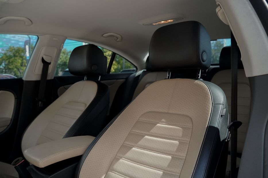Продам Volkswagen Passat CC Sport 2013 года в Черновцах