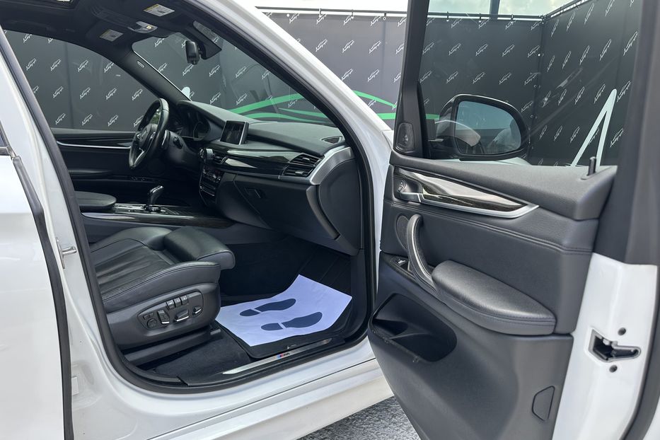 Продам BMW X5 Xdrive 35i M paket 2015 года в Киеве