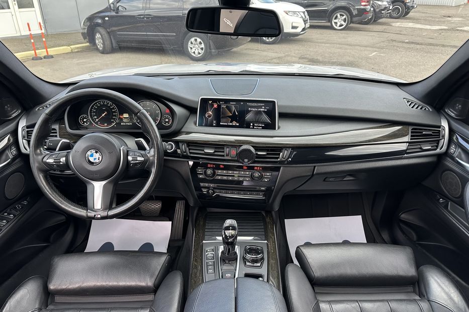 Продам BMW X5 Xdrive 35i M paket 2015 года в Киеве
