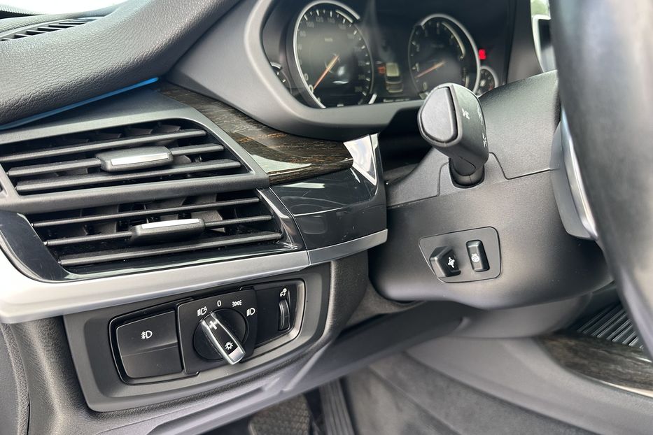Продам BMW X5 Xdrive 35i M paket 2015 года в Киеве