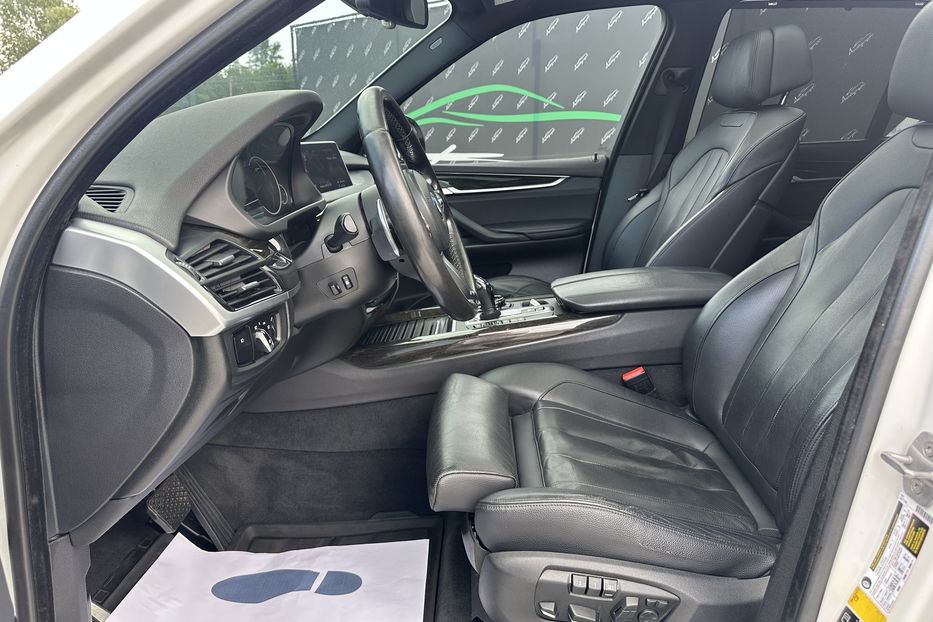 Продам BMW X5 Xdrive 35i M paket 2015 года в Киеве
