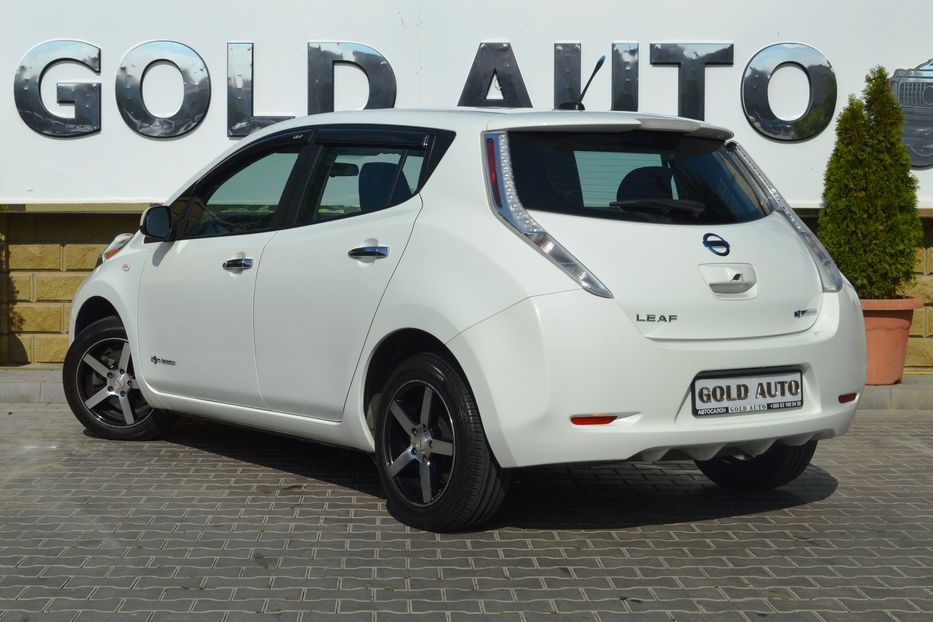 Продам Nissan Leaf 2015 года в Одессе