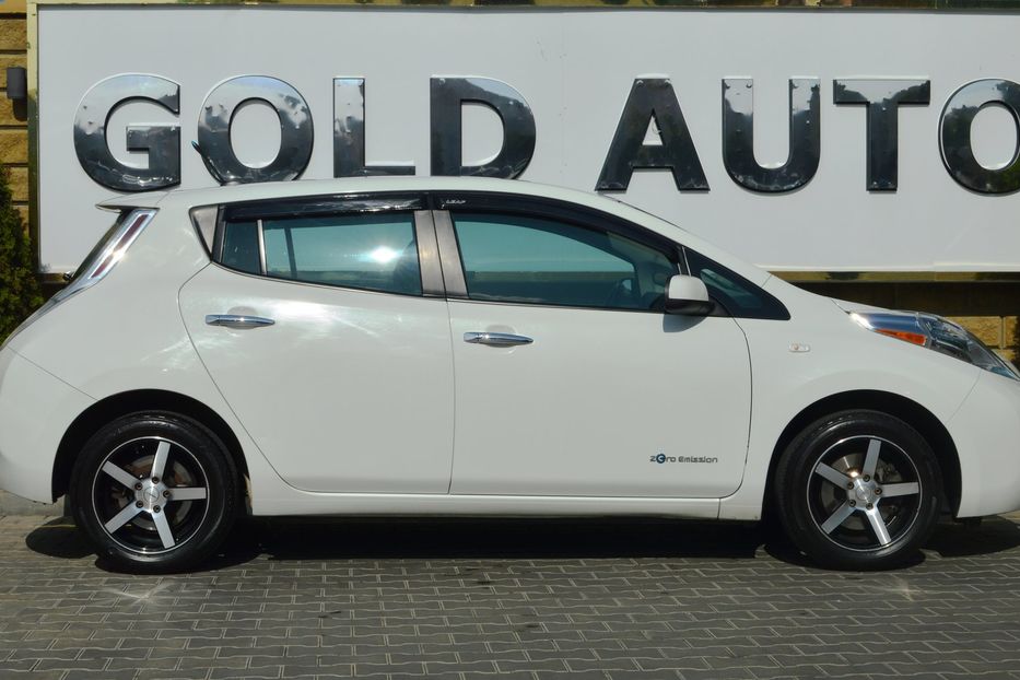 Продам Nissan Leaf 2015 года в Одессе