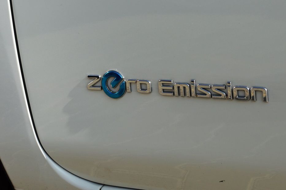 Продам Nissan Leaf 2015 года в Одессе