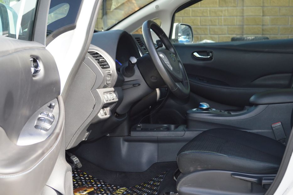 Продам Nissan Leaf 2015 года в Одессе