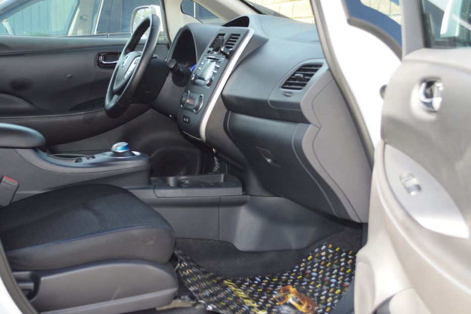 Продам Nissan Leaf 2015 года в Одессе