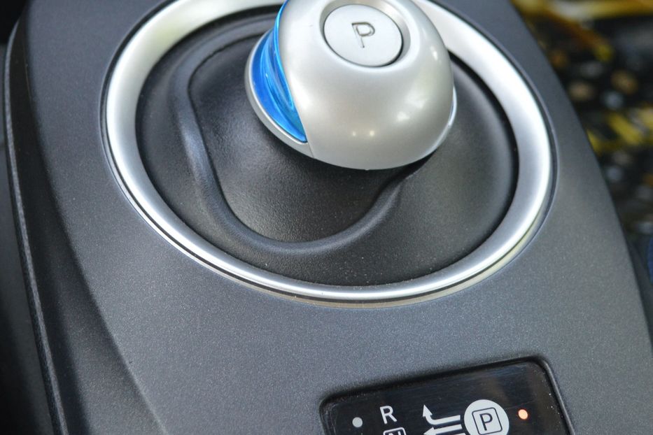 Продам Nissan Leaf 2015 года в Одессе