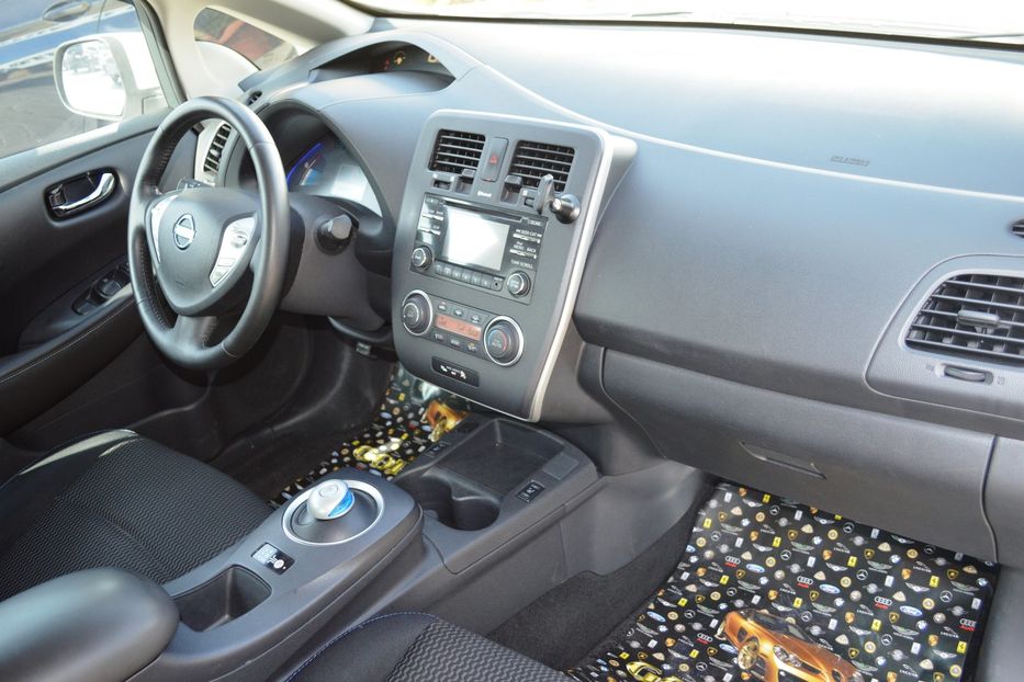 Продам Nissan Leaf 2015 года в Одессе