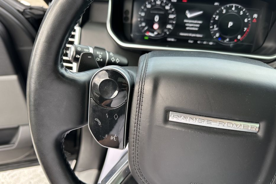 Продам Land Rover Range Rover Vogue HSE 2018 года в Киеве