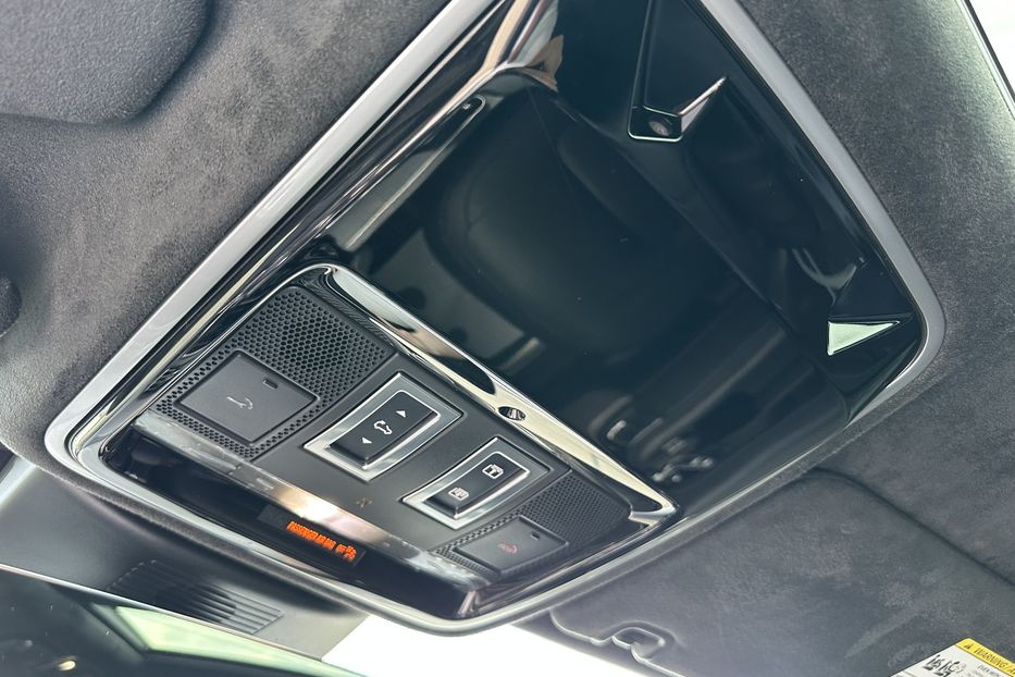 Продам Land Rover Range Rover Vogue HSE 2018 года в Киеве
