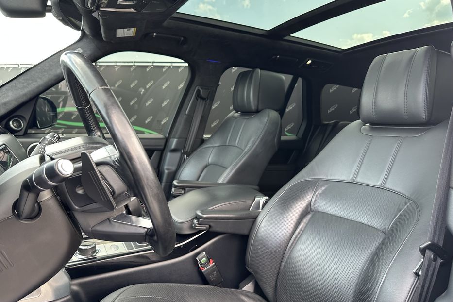 Продам Land Rover Range Rover Vogue HSE 2018 года в Киеве