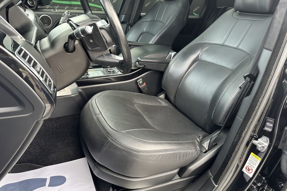 Продам Land Rover Range Rover Vogue HSE 2018 года в Киеве