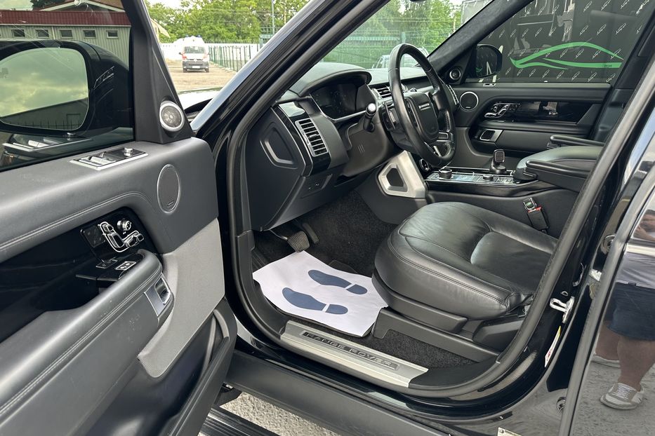 Продам Land Rover Range Rover Vogue HSE 2018 года в Киеве