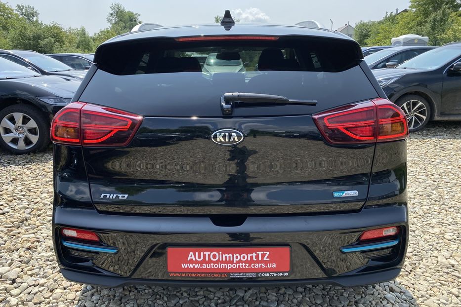 Продам Kia Niro 64 kWh Макс. комплектація 2020 года в Львове