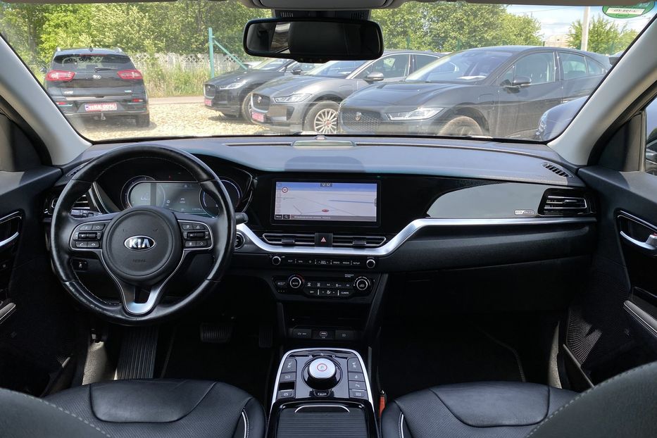 Продам Kia Niro 64 kWh Макс. комплектація 2020 года в Львове