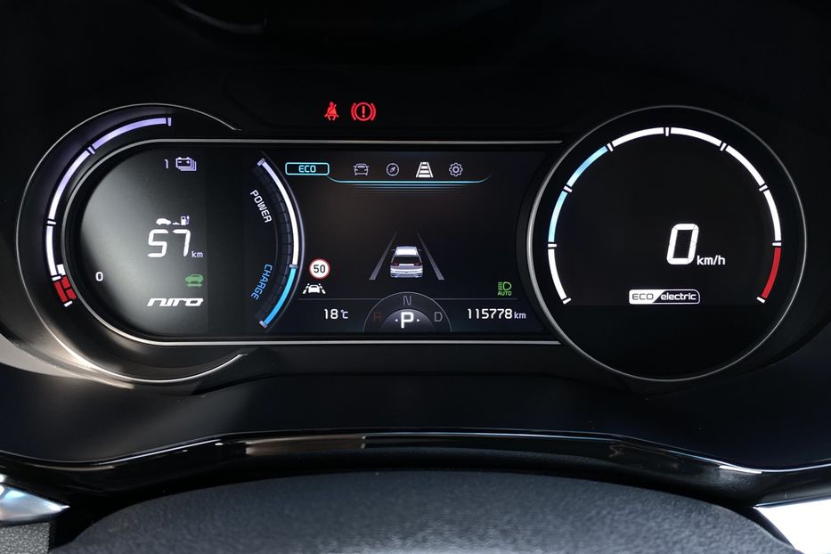 Продам Kia Niro 64 kWh Макс. комплектація 2020 года в Львове