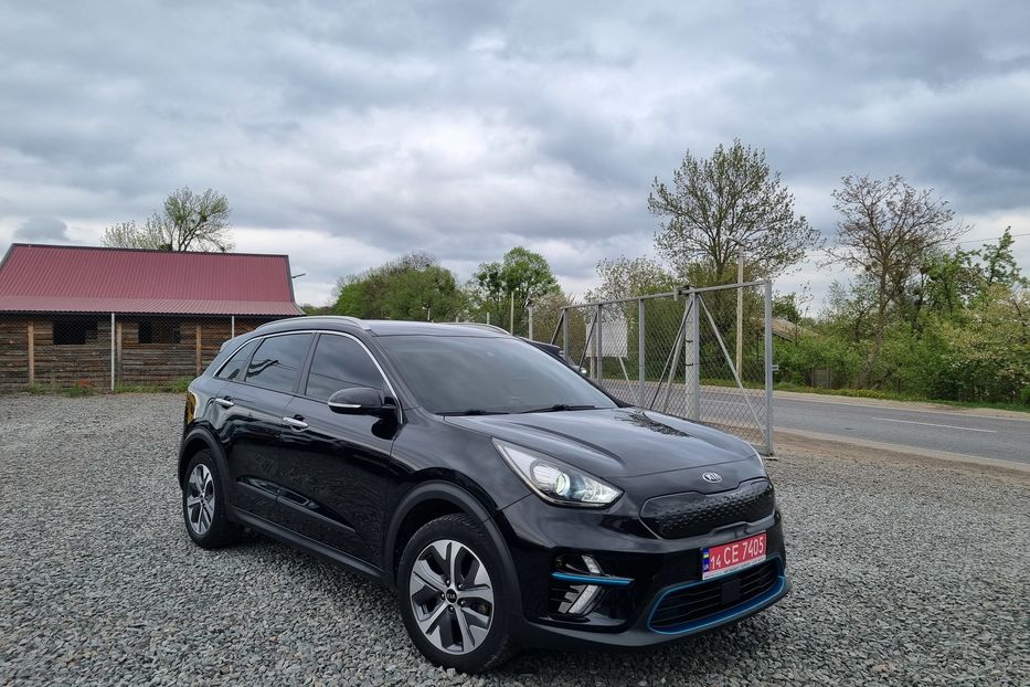Продам Kia Niro 64кВт 2020 года в Львове