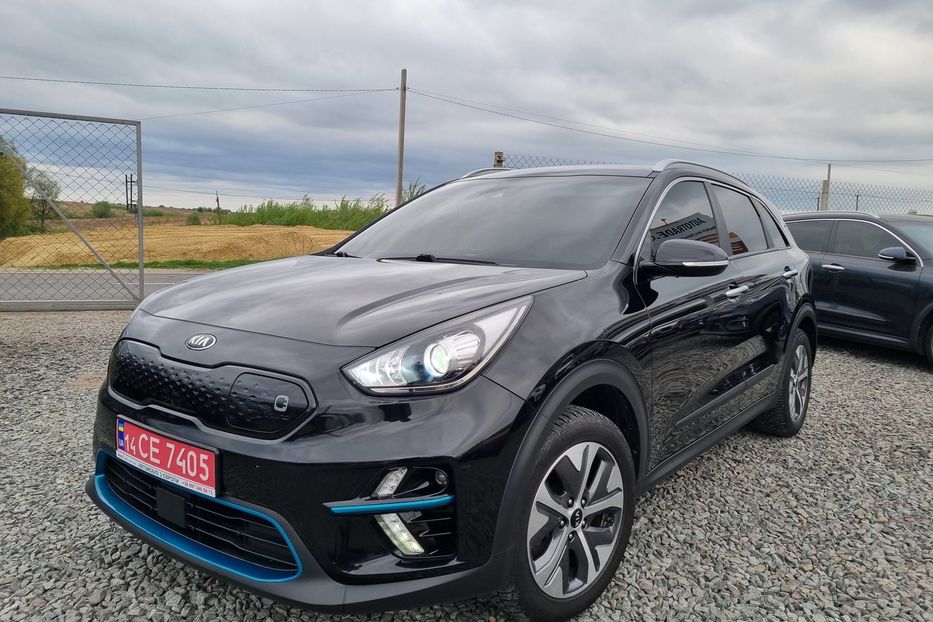 Продам Kia Niro 64кВт 2020 года в Львове
