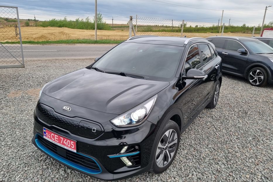 Продам Kia Niro 64кВт 2020 года в Львове