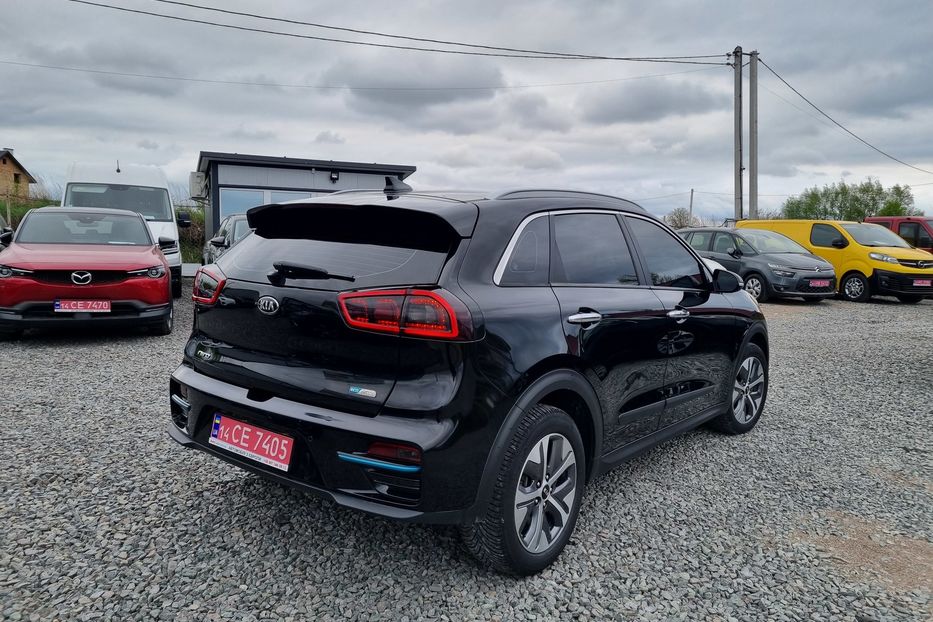 Продам Kia Niro 64кВт 2020 года в Львове