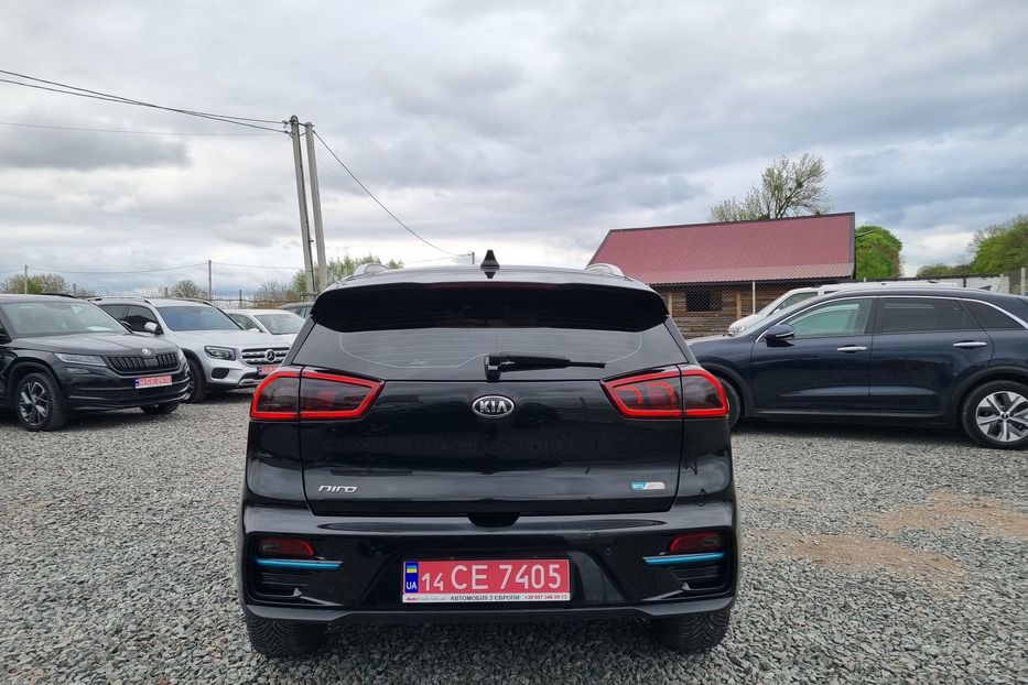 Продам Kia Niro 64кВт 2020 года в Львове