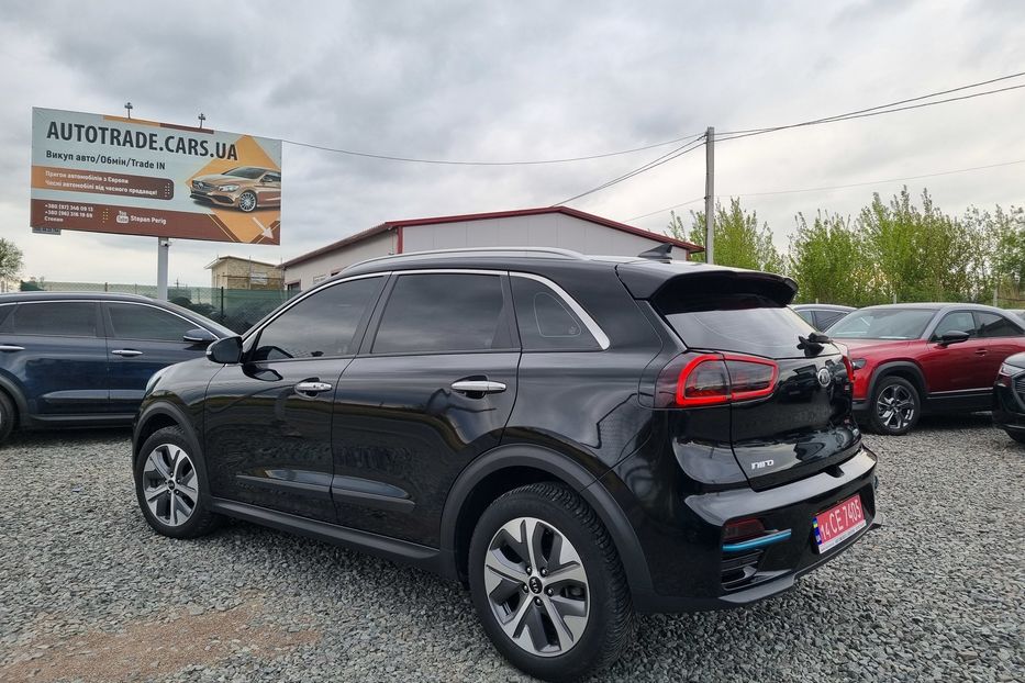 Продам Kia Niro 64кВт 2020 года в Львове