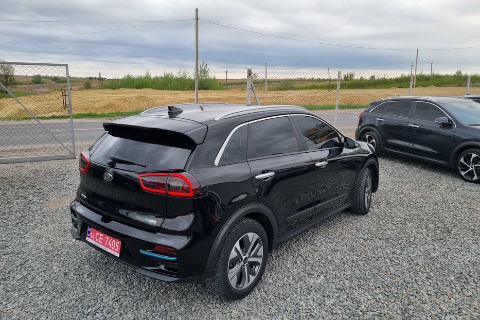Продам Kia Niro 64кВт 2020 года в Львове