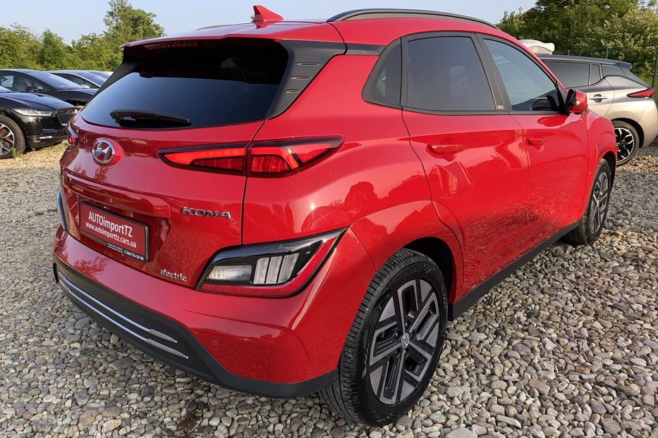 Продам Hyundai Kona 64кВтК-тКолісПідгрівсиднькерма 2021 года в Львове