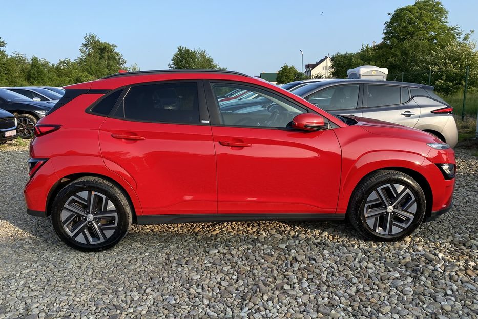 Продам Hyundai Kona 64кВтК-тКолісПідгрівсиднькерма 2021 года в Львове