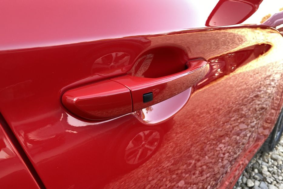 Продам Hyundai Kona 64кВтК-тКолісПідгрівсиднькерма 2021 года в Львове