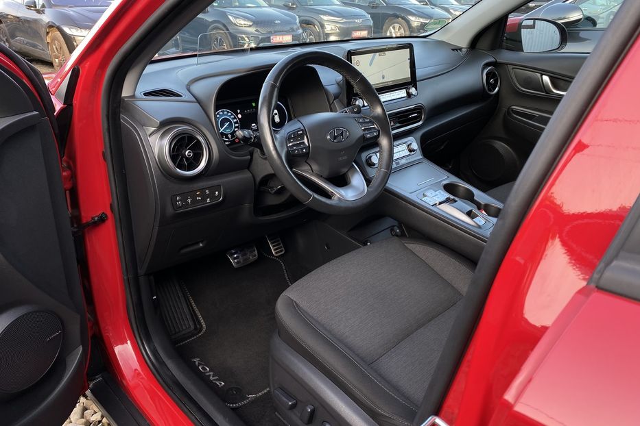 Продам Hyundai Kona 64кВтК-тКолісПідгрівсиднькерма 2021 года в Львове