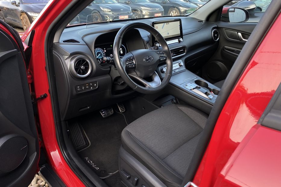 Продам Hyundai Kona 64кВтК-тКолісПідгрівсиднькерма 2021 года в Львове