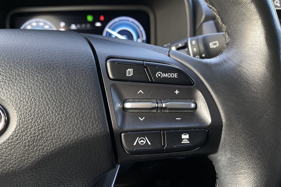 Продам Hyundai Kona 64кВтК-тКолісПідгрівсиднькерма 2021 года в Львове