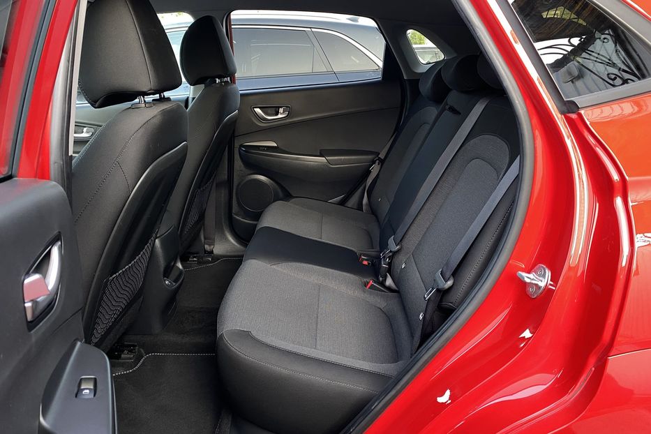 Продам Hyundai Kona 64кВтК-тКолісПідгрівсиднькерма 2021 года в Львове