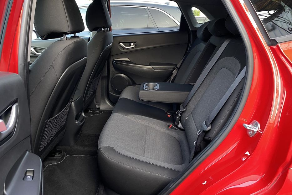 Продам Hyundai Kona 64кВтК-тКолісПідгрівсиднькерма 2021 года в Львове