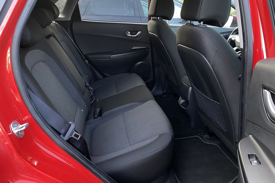 Продам Hyundai Kona 64кВтК-тКолісПідгрівсиднькерма 2021 года в Львове
