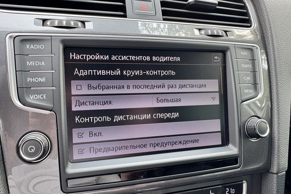 Продам Volkswagen e-Golf 24kWh (OFFSITE) 2015 года в г. Умань, Черкасская область
