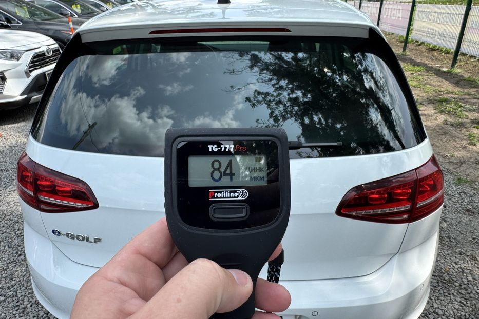 Продам Volkswagen e-Golf 24kWh (OFFSITE) 2015 года в г. Умань, Черкасская область