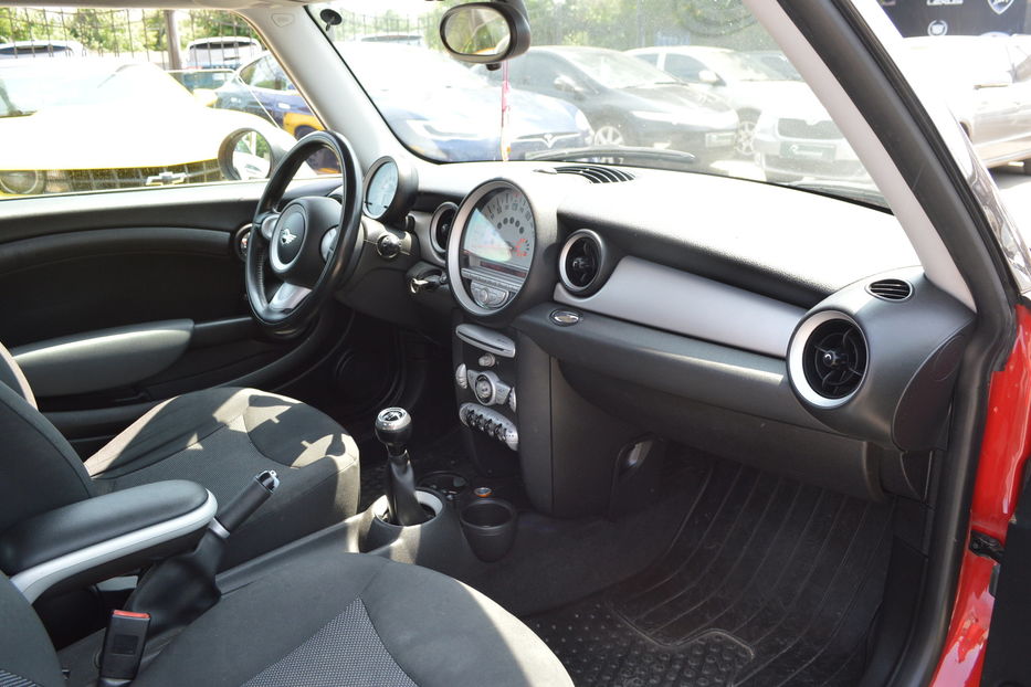 Продам MINI Cooper 2007 года в Одессе
