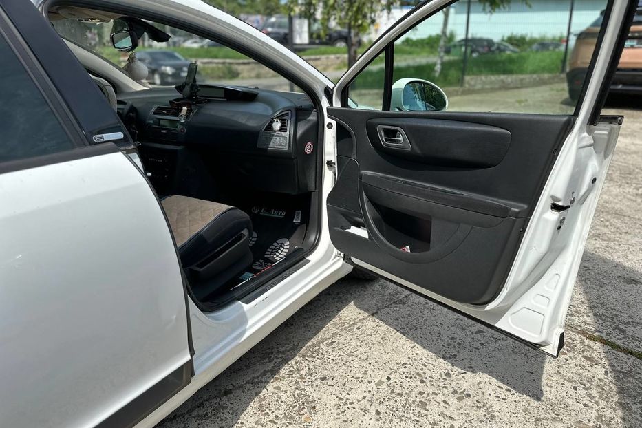Продам Citroen C4 2008 года в Черновцах