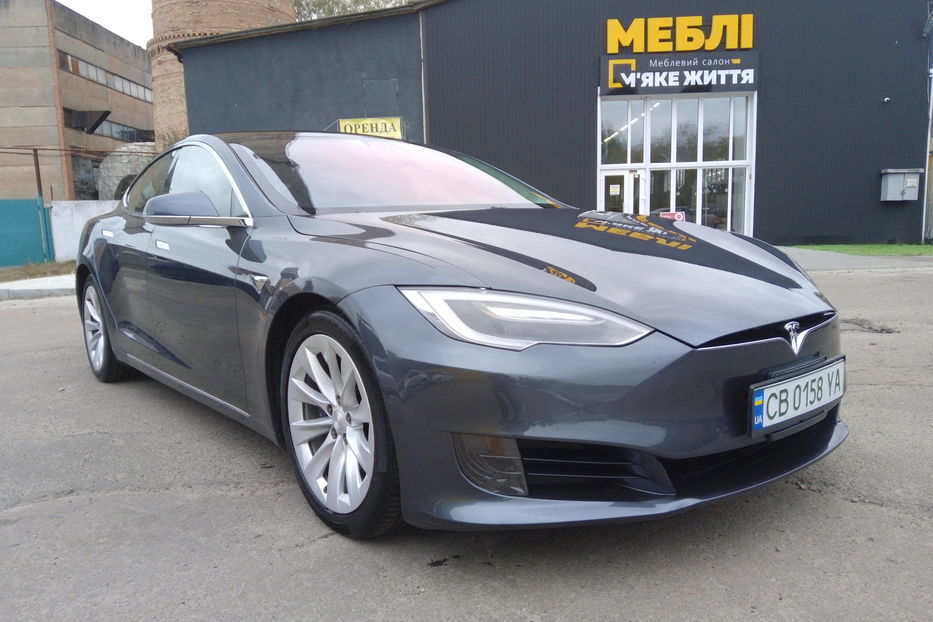 Продам Tesla Model S 75D Dual Motor 2017 года в г. Нежин, Черниговская область