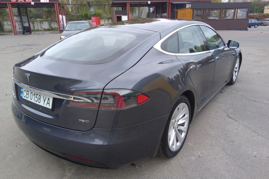 Продам Tesla Model S 75D Dual Motor 2017 года в г. Нежин, Черниговская область
