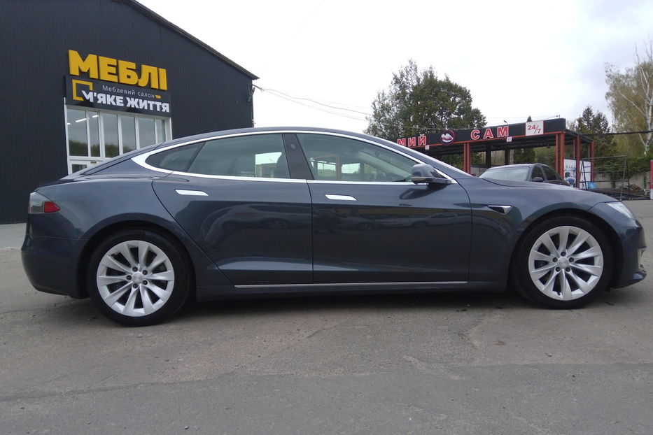 Продам Tesla Model S 75D Dual Motor 2017 года в г. Нежин, Черниговская область